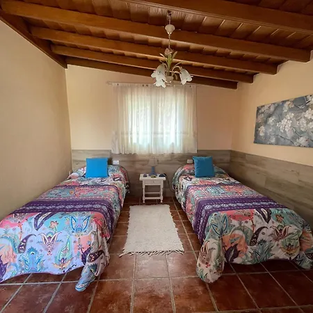 Casa Heydi Holiday home *